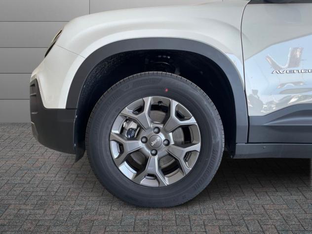 Jeep Avenger ICE - LONGITUDE - 1.2 | 2026- KM0 | 110CV - E-HYBRID - Foto 10