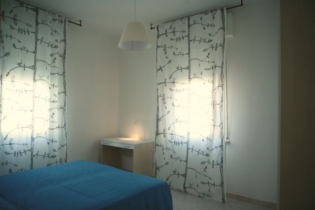 AFFITTASI CAMERA MATRIMONIALE USO SINGOLA PER SOLE STUDENTESSE ZONA OSPEDALE. - Foto 5