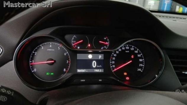 OPEL Crossland NEOPATENTATI 1.2 Elegance AUTOMATICA TG: GT793MA rif. 24071954 - Foto 10