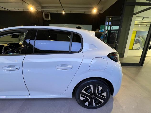 Peugeot 208 5P - Allure Hybrid 110cv E-DCS6 - Foto 7