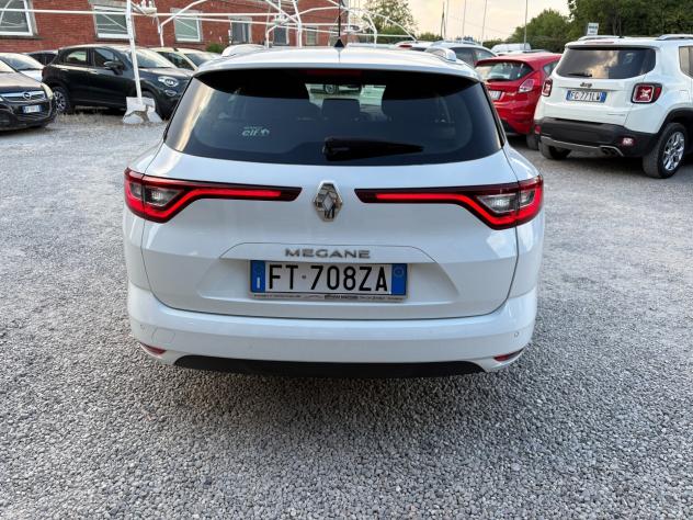 Renault Megane 1.5 dCi 115CV - Foto 6