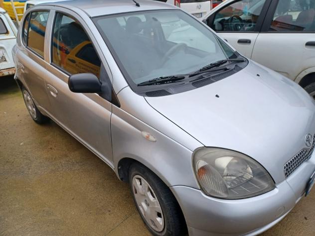 Toyota Yaris 1.3i 16V cat 5 porte Luna '03 - Foto 2