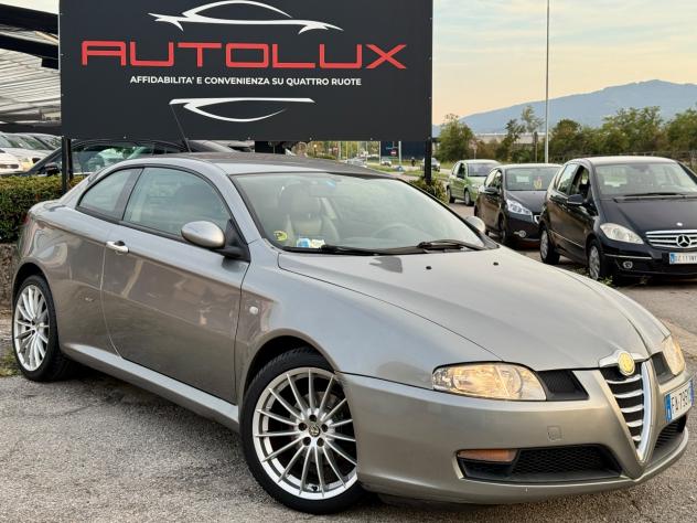 Alfa Romeo GT 1.9 JTDM 150CV 16V Distinctive - Foto 2