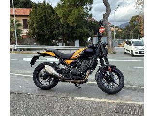 Royal Enfield Guerrilla 450 YELLOW RIBBON