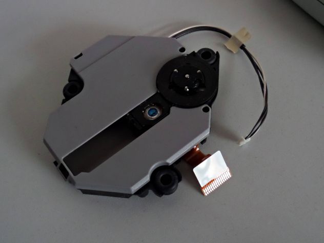 Ricambi Playstation ONE ORIGINALI Case / plastiche, lettore - Foto 4