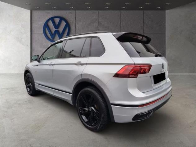 VOLKSWAGEN Tiguan 2.0 TDI 200 CV SCR DSG 4MOTION R-Line R Line rif. 22913947 - Foto 3