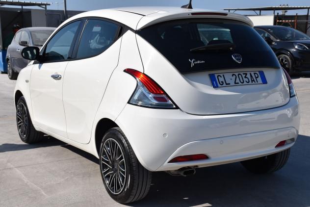 Lancia Ypsilon 1.2 69 CV 5 porte GPL Gold - Foto 6