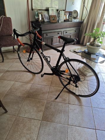 BICICLETTA BICI DA CORSA TRIBAN 500 PARI AL NUOVO