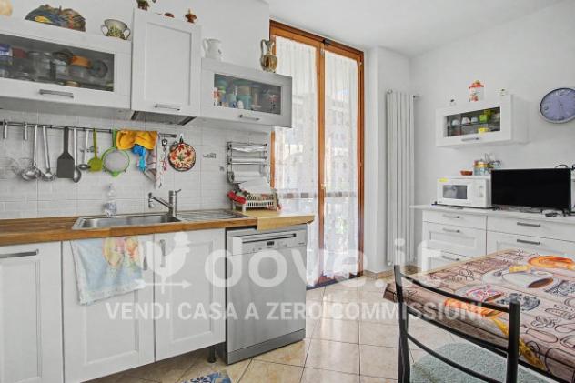 Appartamento di 87 m² con 3 locali e box auto in vendita a Castronno - Foto 8