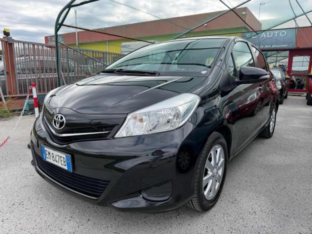 TOYOTA Yaris 1.0 5 porte Lounge rif. 24149929