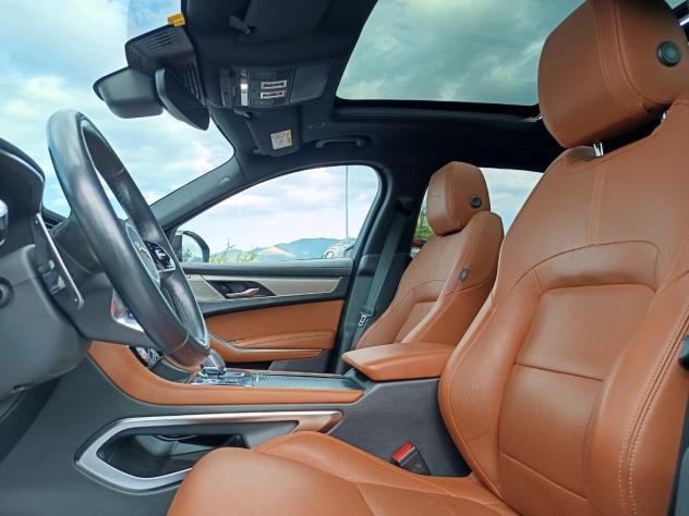 Jaguar F-Pace 2.0 Mild Hybrid R-Dynamic - Foto 8
