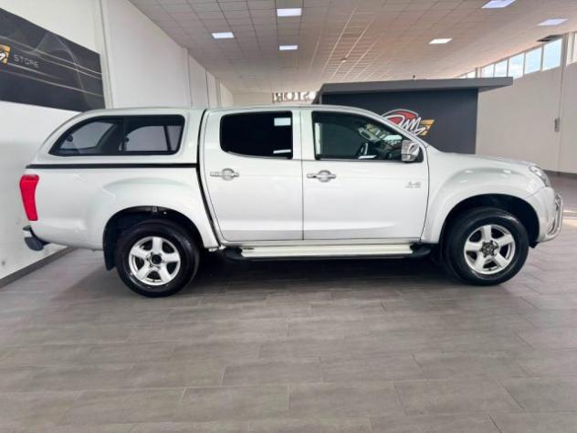 ISUZU D-Max 2.5 Space Cab Solar A/T 4WD rif. 23904873 - Foto 4