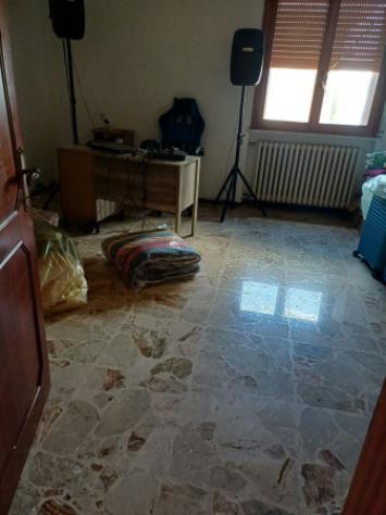 Casa indipendente di 120 m² con 4 locali e box auto doppio in vendita a Carpi - Foto 5