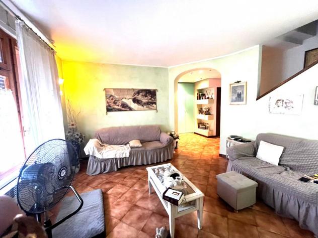 VILLINO di 6 vani e di 150 mq (POGGIO A CAIANO) rif. L1384_1 - Foto 9