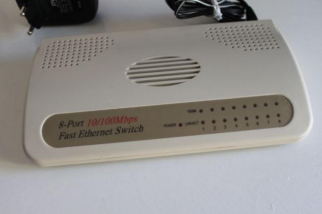 Retrocomputing Switch di rete 8 porte usato funzionante networking 10/100 - Foto 2