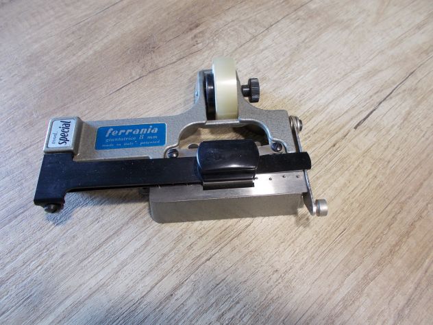 Giuntatrice "Ferrania 3M" 8 mm. - Foto 2