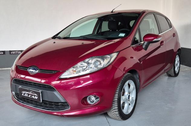 Ford Fiesta 1.4 5 porte Bz.- GPL Titanium Neopatentati