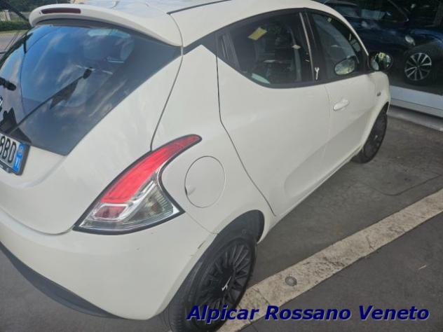 LANCIA Ypsilon 1.2 69 CV 5 porte GPL Ecochic Elefantino rif. 23894773 - Foto 4