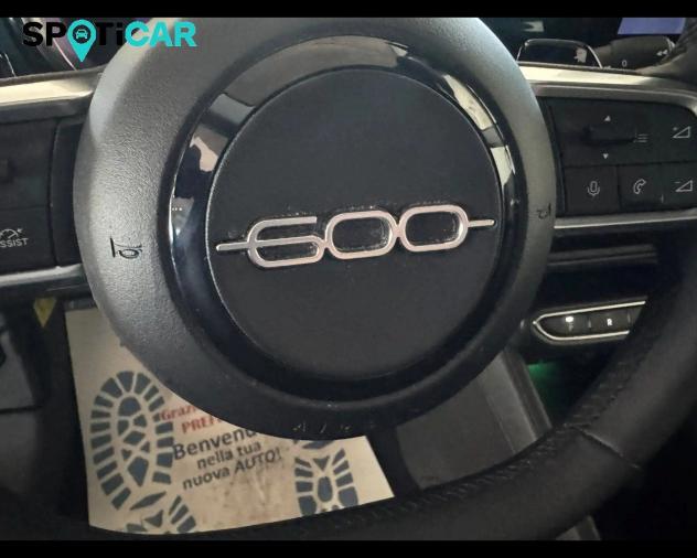 FIAT 600 IV 1.2 hybrid 110cv auto - Foto 8