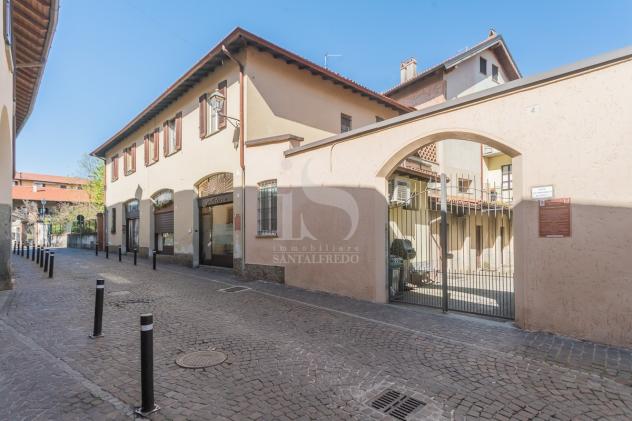 ATTIVITA'/LIC.COMMERCIALE di 3 vani e di 131 mq (VIMERCATE) rif. HOME 3690 - Foto 2