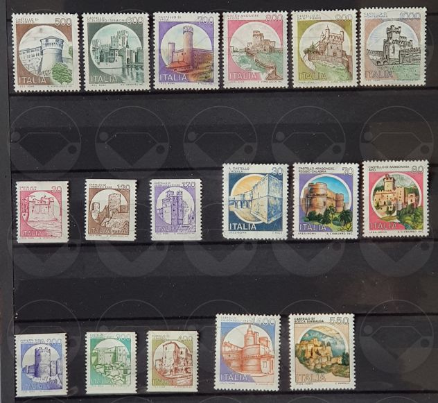 ITALIA francobolli serie: CASTELLI 1980-1992 - Foto 2