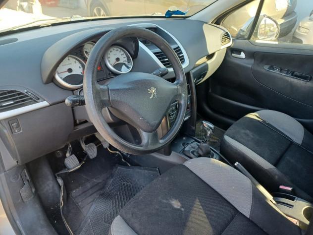 Peugeot 207 1.4 88CV 5p. ONE Line - Foto 6
