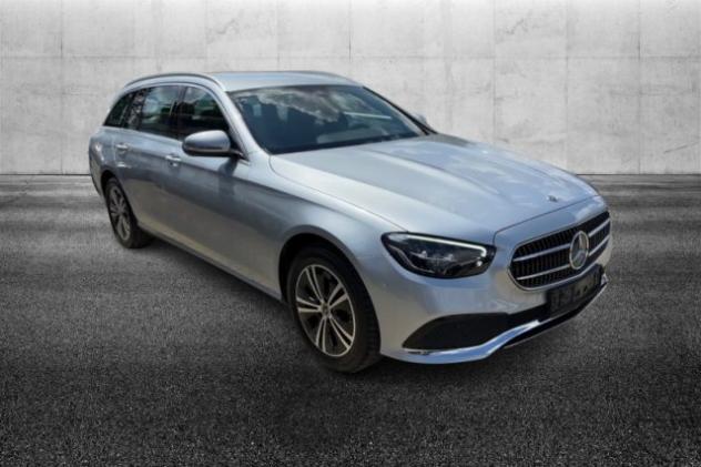 MERCEDES-BENZ E 220 d S.W. 4Matic Auto Business Sport rif. 23147975 - Foto 2