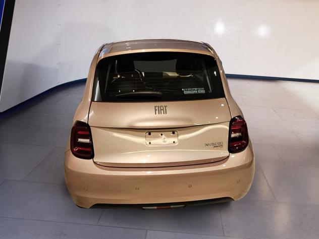 FIAT 500 Hybrid Hybrid BY TORINO ROSE GOLD PRONTA CONSEGNA COMPRESO PASSAGGIO KM 0 - Foto 4