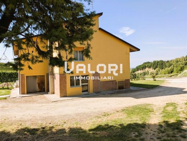 CASA INDIPENDENTE SU 3 LATI CON GIARDINO E CAPANNONE - Foto 2