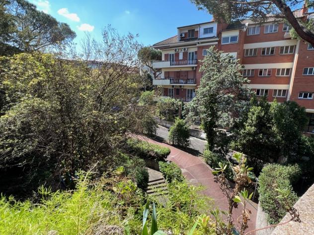 Pentalocale in vendita a Roma