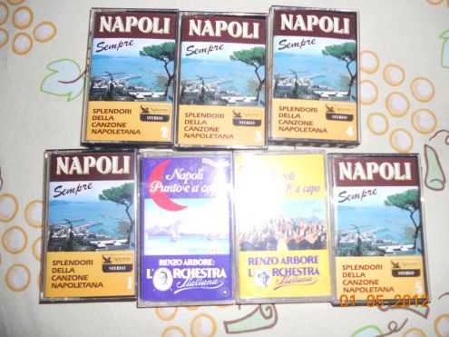 5 audiocassette napoli sempre + 2 di renzo arbore e l'orchestra italiana