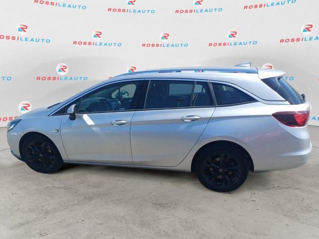 Opel Astra Astra Sports Tourer 1.6 cdti Innovation 136cv auto - Foto 2