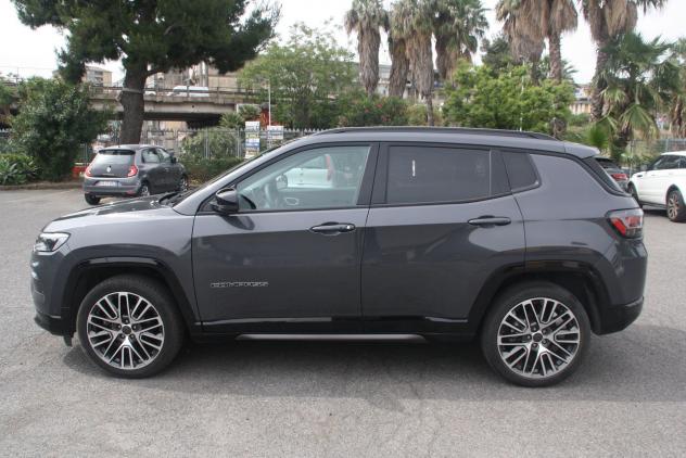 Jeep Compass e-Hybrid 1.5 Turbo MHEV T4 96kW Summit DDCT - Foto 8
