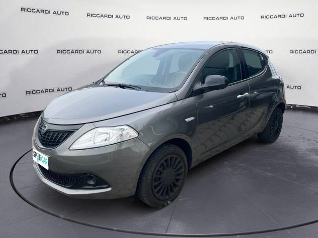 Lancia Ypsilon 3ª serie 1.0 FireFly 5 porte S&S Hybrid Silver