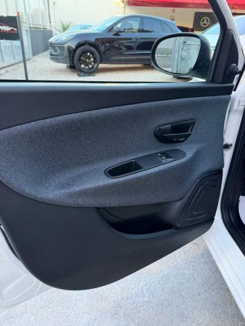 Lancia Ypsilon 1.2 69 CV 5 porte S&S Platinum - Foto 10