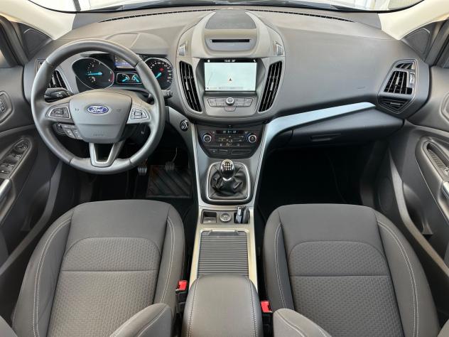 Ford Kuga 1.5 TDCI 120cv Business 2019 - Foto 6
