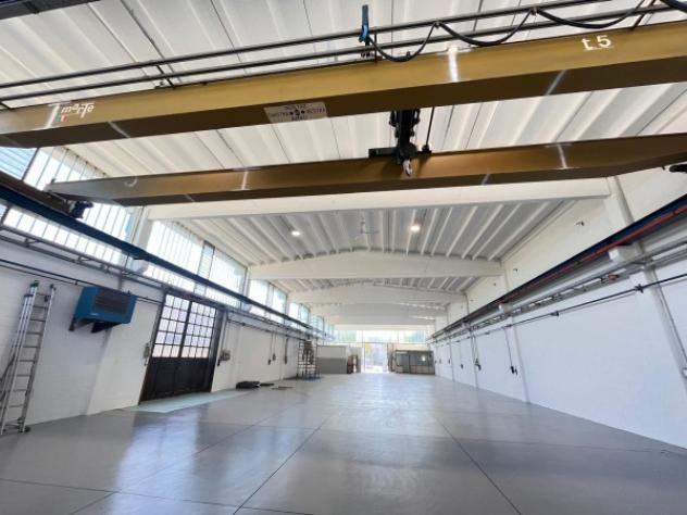 Immobile di 750 m² con 2 locali in affitto a Flero - Foto 2