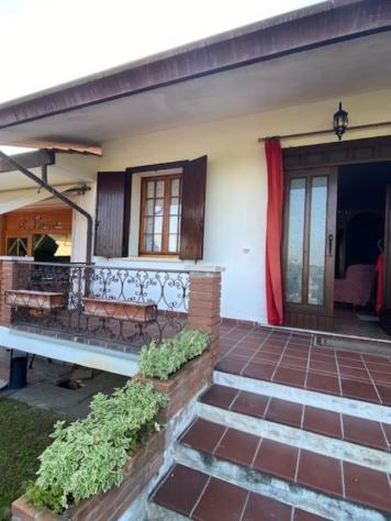 Veronella: Villa singola più attività commerciale - Foto 2
