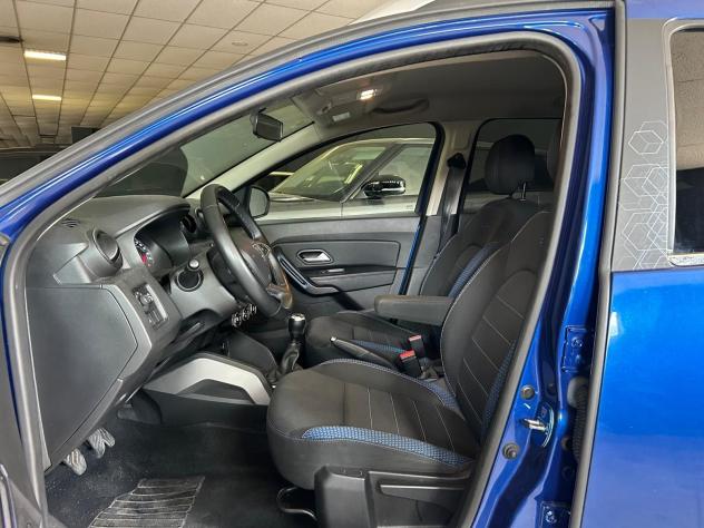 Dacia Duster 1.0 TCe 4x2 100cv Eco-G 15th Anniversary - Foto 6