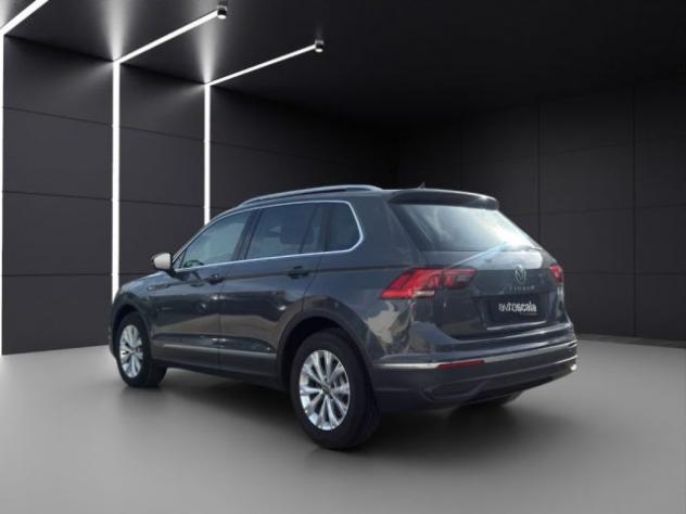 VOLKSWAGEN Tiguan 2.0 TDI 150 CV SCR DSG Life rif. 23695662 - Foto 3