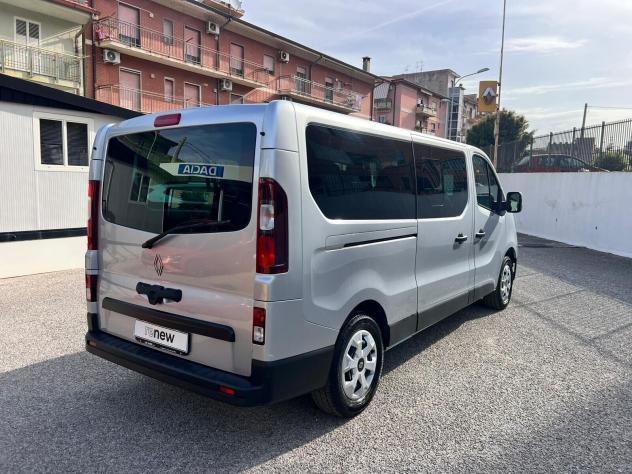 Renault Trafic BluedCi 150CV MY 24 9 POSTI PC-TN Authentic - Foto 5