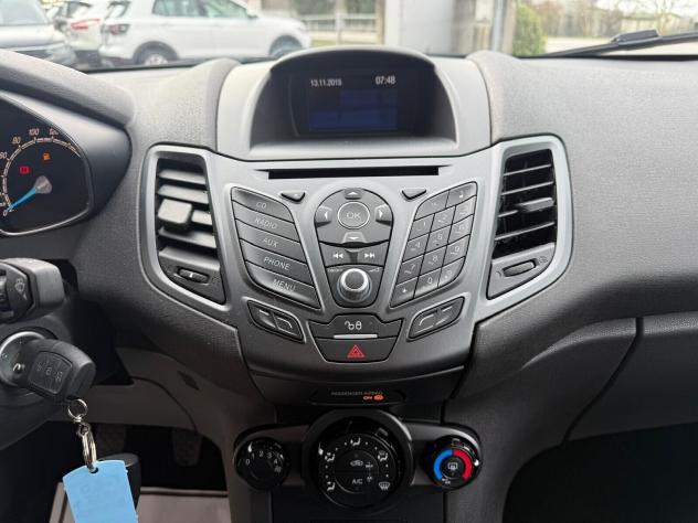 Ford Fiesta 1.2 Benzina Neopatentati - Foto 9