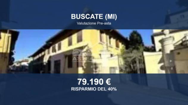 Immobile in asta di 111 m² con più di 5 locali e box auto in vendita a Buscate