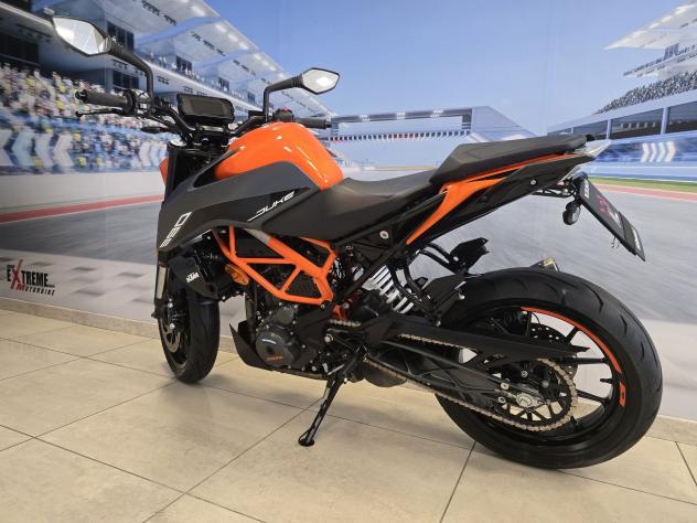 KTM 390 Duke 09/2023 - Km 28000 (A2) - Foto 5