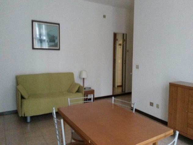 Appartamento di 48 m² con 1 locale e box auto in affitto a Cardano al Campo - Foto 5