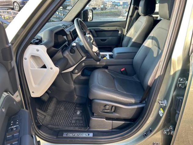 LAND ROVER Defender 110 3.0D I6 200 CV AWDX-Dynamic SE FOREST EDITION rif. 23842222 - Foto 7