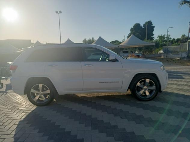 Jeep Grand Cherokee 3.0 V6 CRD 250 CV Multijet II Overland - Foto 3