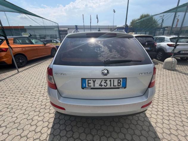 SKODA Octavia Octavia III Wagon Wagon 1.6 tdi cr Ambition 105cv rif. 23936622 - Foto 4