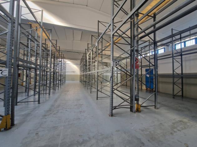 Immobile di 3700 m² con più di 5 locali in vendita a Settimo Milanese - Foto 13
