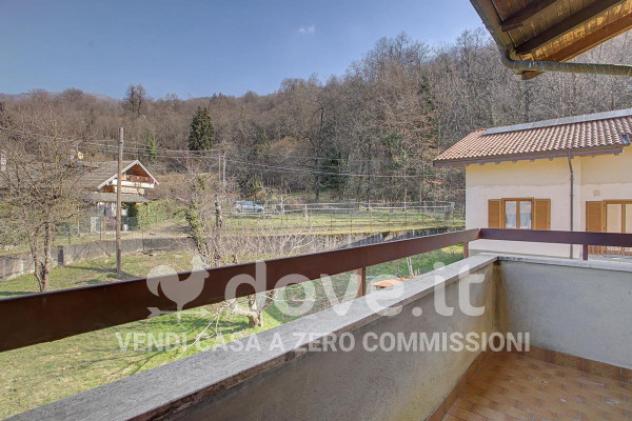 Appartamento di 97 m² con 3 locali e box auto in vendita a Dumenza - Foto 14